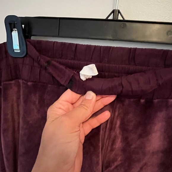 Escada Sport Velvet Sweatsuit jacket and pant- Medium PTP 20inch - Picture 14 of 16